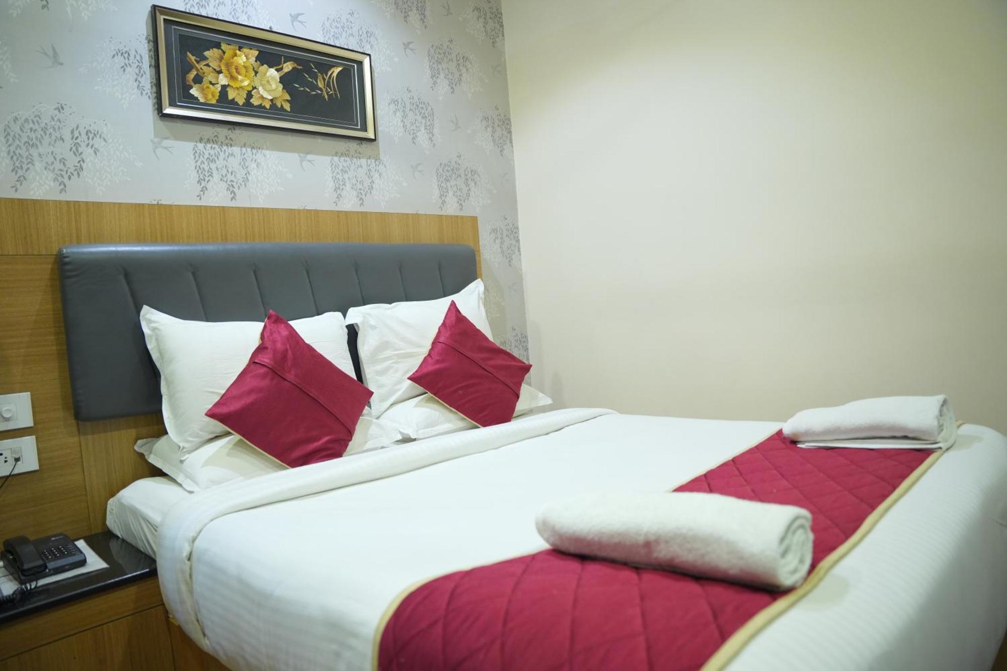 Kvp Golden Inn Tirupati Exterior photo